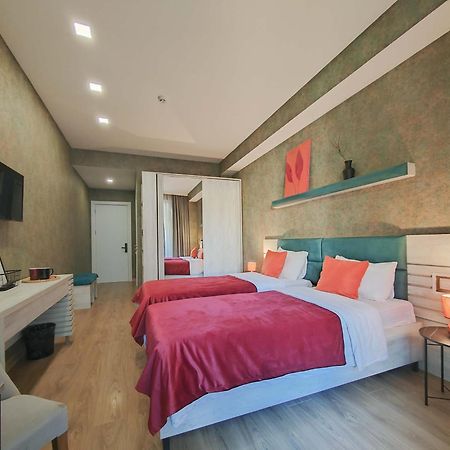Round Garden Hotel Tbilisi Bagian luar foto