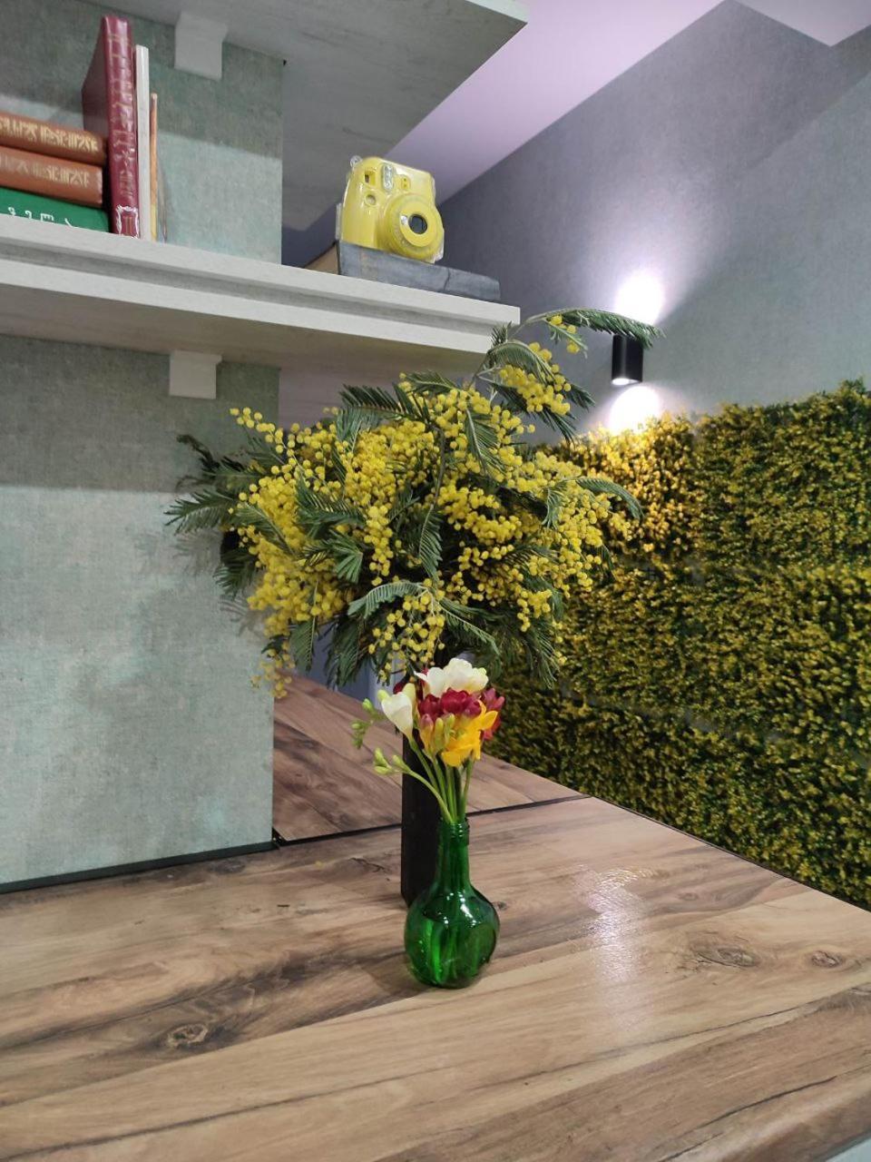 Round Garden Hotel Tbilisi Bagian luar foto